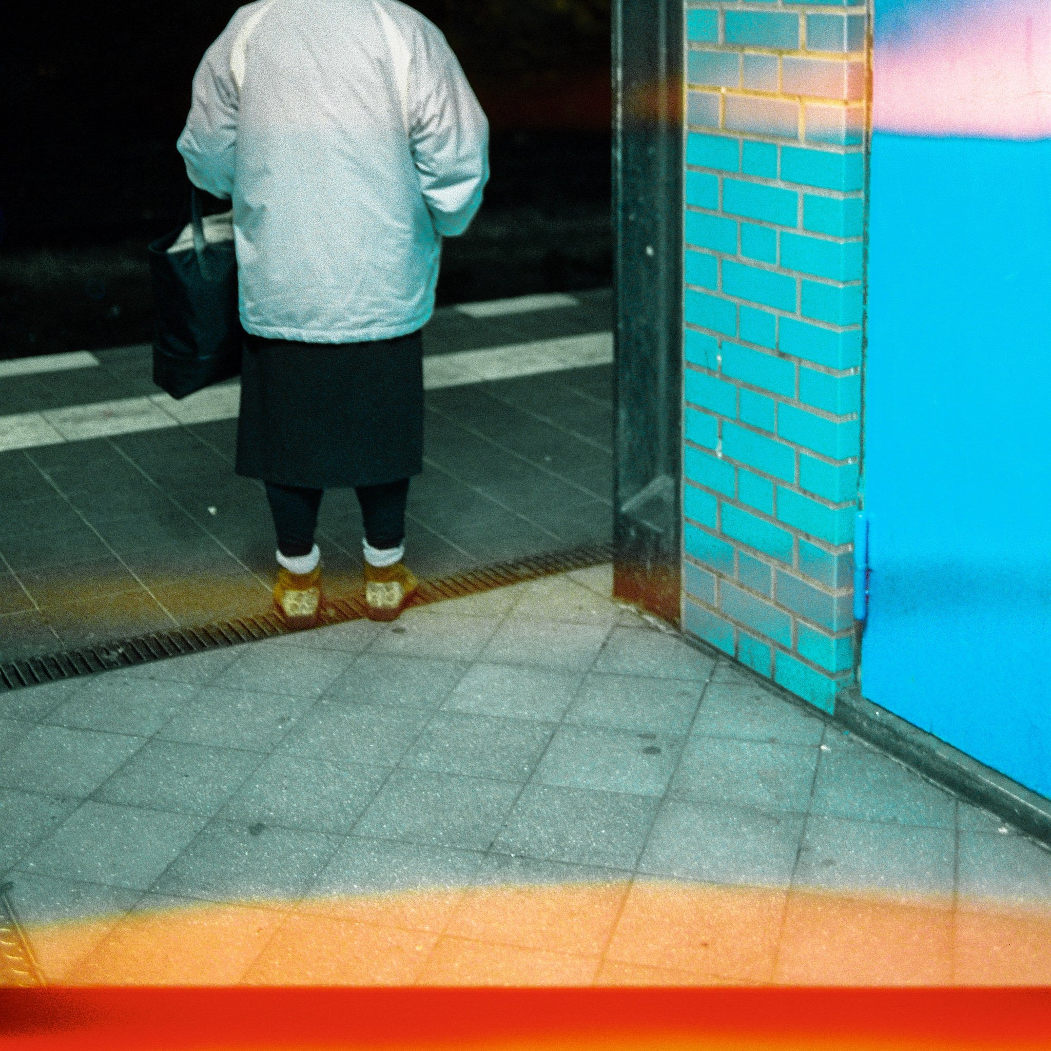 Loúpara – Shejust_Left